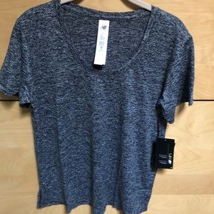 New Balance Grey Tshirt Polyester sz Small